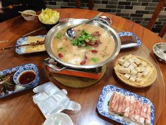 -牧人巷子·大锅羊汤·暴走牛骨(大成路店)