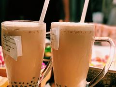 -湊湊火锅·茶憩(杭州湖滨银泰in77店)