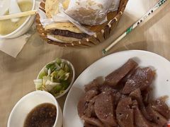 -闫家驴肉老店(华电一校店)