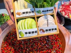 -三只耳冷锅鱼火锅(玉林店)