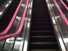 -红土地(地铁站)