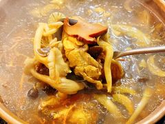 -阿山卓·野生菌火锅·纳西火塘烤肉