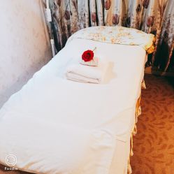 -伊姿衫日瘦 ·科技瘦身 ·纤体美妍