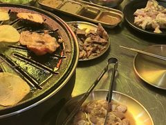 -胡悦里韩式烤肉(芝罘万达广场店)