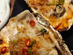 烤特大生蚝-九號院子海鲜烧烤