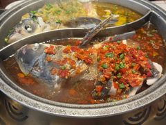 -阿瓦山寨·湘菜现炒·剁椒鱼头王(咸阳总店)