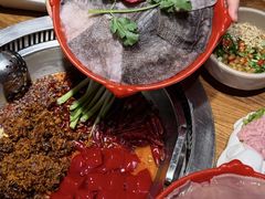 -城墙拐拐火锅(三峡广场黑金冠店)