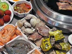 -黑金·寻焰自助百汇·烤肉·火锅(中街店)