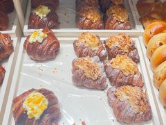 -HOT CRUSH趁热集合·现烤面包(环球港店)