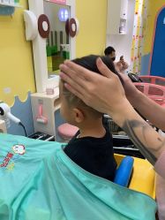 点击看大图 -爆米花儿童美发乐园