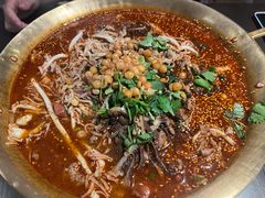 -张翻越·川渝冒菜·武汉黑鸭煲(城北万象城店)