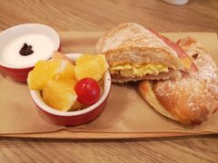 -必胜客(欧亚卖场店)