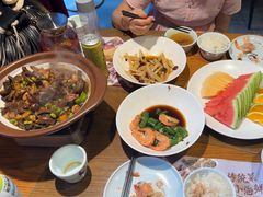 -黄泥岗·地道湖北菜(奥特莱斯店)