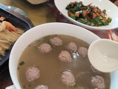手打牛肉丸-那家老院子东北菜·饺子·小鸡炖蘑菇(艳华街店)