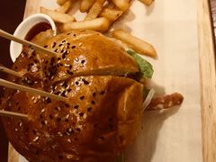 祖母超级至尊汉堡-G+KITCHEN(龙湖狮山天街店)