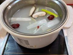 -百品聚旋转火锅(万德庄店)