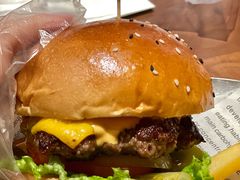 北美寄宿家庭汉堡-Take A Bite·TAB汉堡