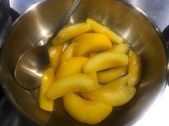 糖水黄桃-本炙炭烤·蒲烧活鳗料理店(金沙洲店)