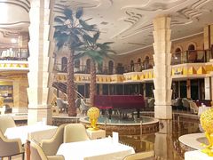 -碧中海汤泉汗蒸酒店