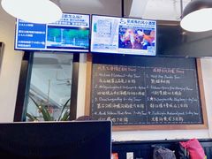 -拖板鞋咖啡旅行酒店(春熙路地铁站店)
