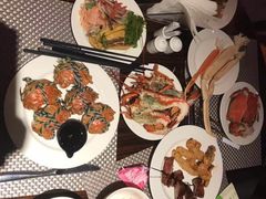 -BLU 全日制餐厅(上海安曼纳卓悦酒店)