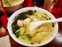 小馄饨-三两春肚肺汤(崂山路店)