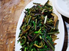 -昆师傅饭庄