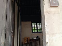 -上海市龙华烈士陵园