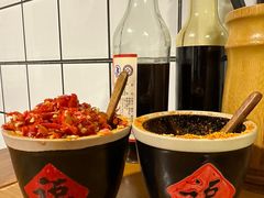 -矮子粉店1985·长沙米粉(湘春路店)