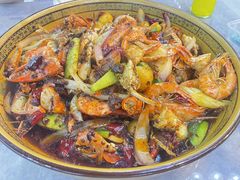 -休记光头香辣蟹干锅店(衣冠庙店)