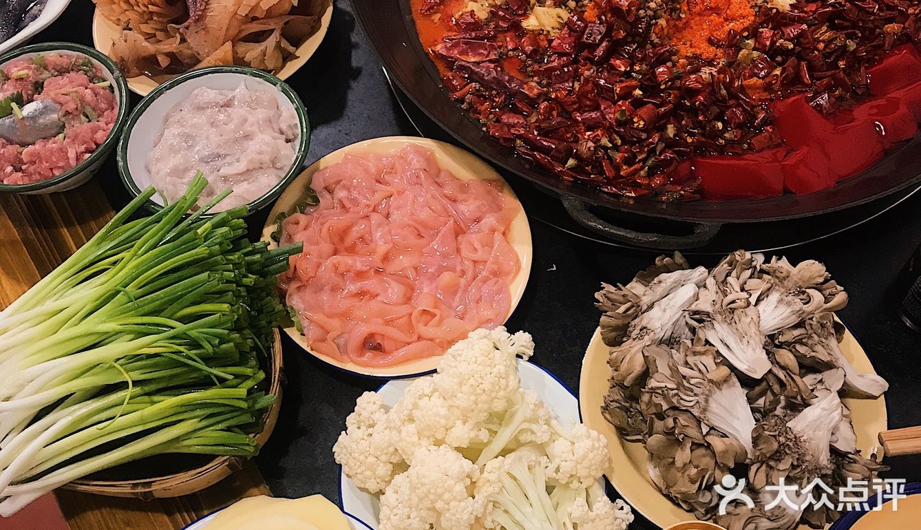 大渡口三十年土著推荐的吃了不巴味的老火锅