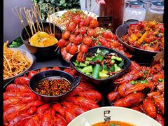 馓子拌皮蛋-巴厘龙虾·榜首油焖大虾(洞庭·艺术洋房店)