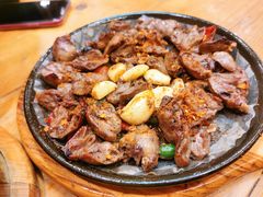 -老东镇啤酒屋海鲜加工·蒸汽海鲜·海鲜烧烤(台东店)