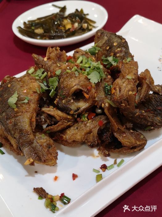 新一家农庄(天河店)香煎禾花鱼图片