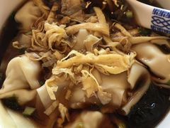 -笑来喜馄饨小笼工坊店(湖滨街店)