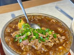 石锅土豆肥牛-小肥猫餐厅(海宁万朵城店)