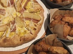 -必胜客(欢乐颂店)