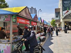 -百联临沂购物中心(临沂路店)