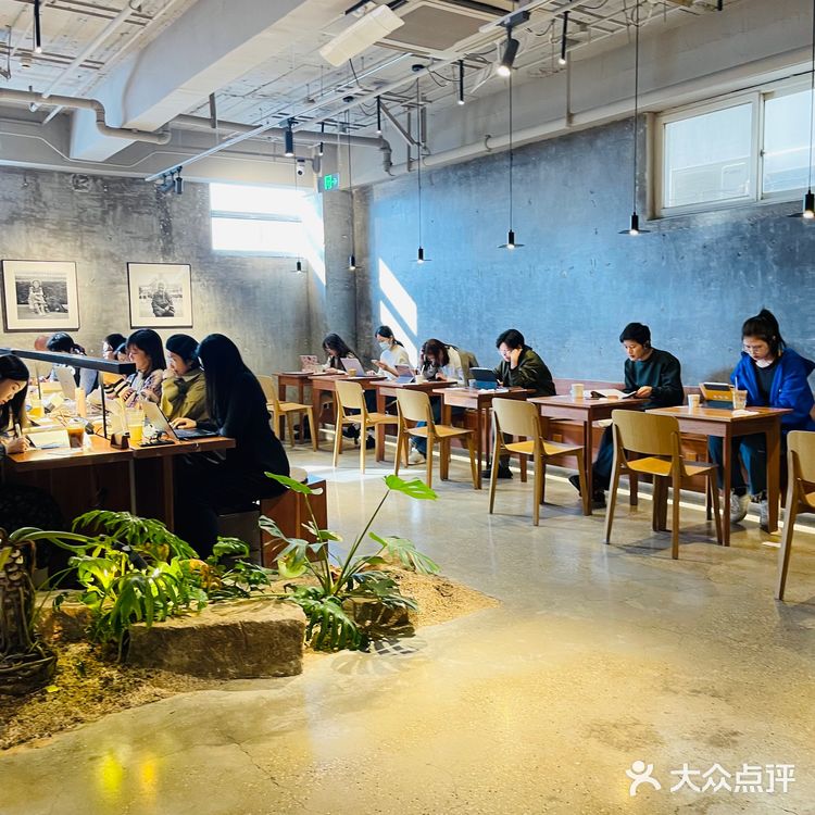 网红咖啡厅，终于来打卡了