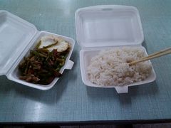 8元的超值午餐盒飯，協和醫院醫生都訂-老福庆和特色粉面馆(单洞三路店)