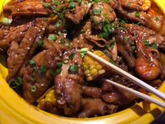 -多嘴超级肉蟹煲(杉杉国潮主题店)