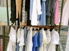 -汉口北国际商品交易中心品牌服装城