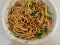 -黑八私房老北京炸酱面