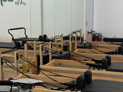 -Isofit 普拉提·婵柔工作室