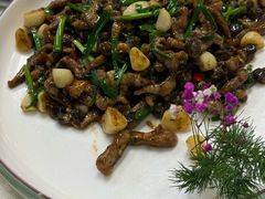 螺狮炒鳝丝-丁老爷子苏香圆