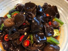 青年拌菜-青年公社烤鸭(宝杨宝龙广场店)