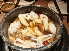 -蘑界·野生菌火锅(深业上城店)