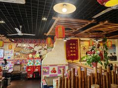 -靠山屯东北农家菜(八龙桥雅苑店)