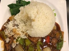 黑椒牛肉饭-和园餐厅