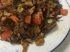白辣椒炒鸡胗-新新湘菜馆(新中街二条店)